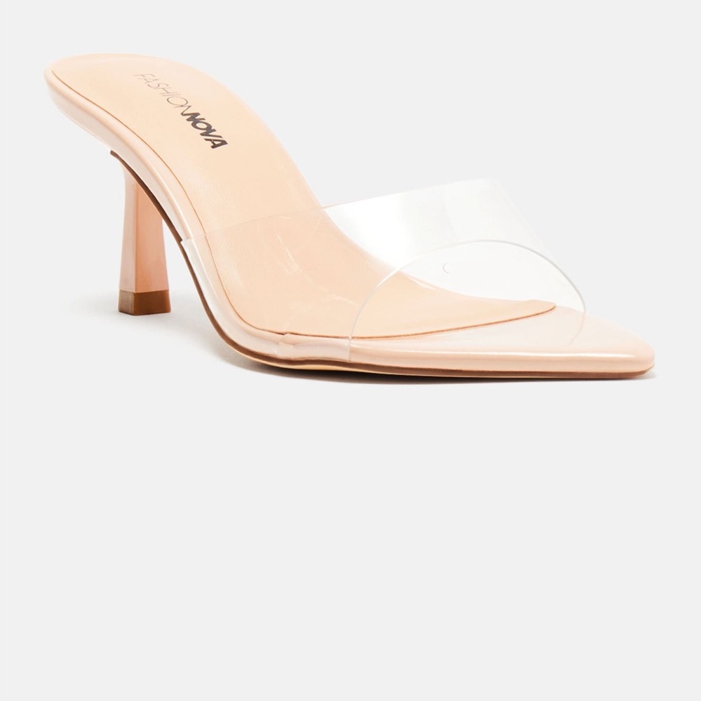Fashion Nova Nude Bermuda Heels